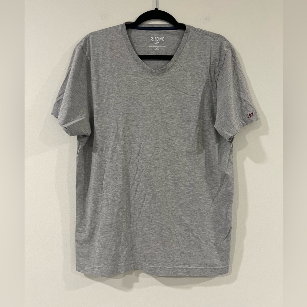 Rhone Commuter V-Neck Tee Gray Size Large